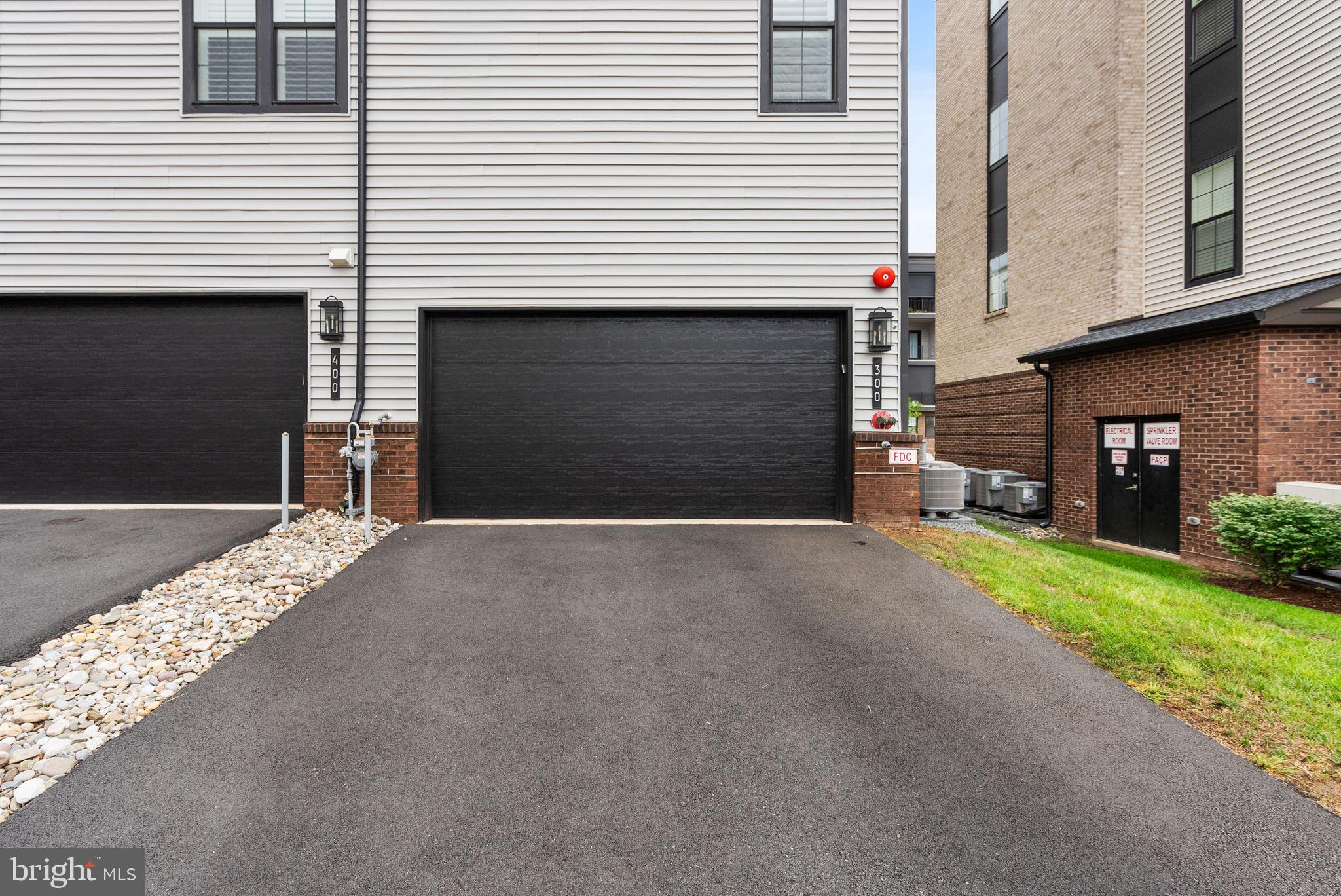 43443 Croson Ln #300