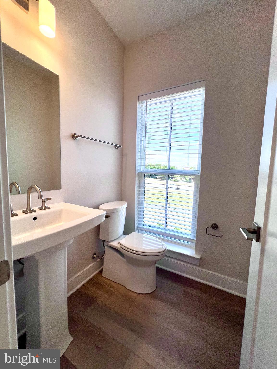 23162 HORSESHOE TRAIL SQ