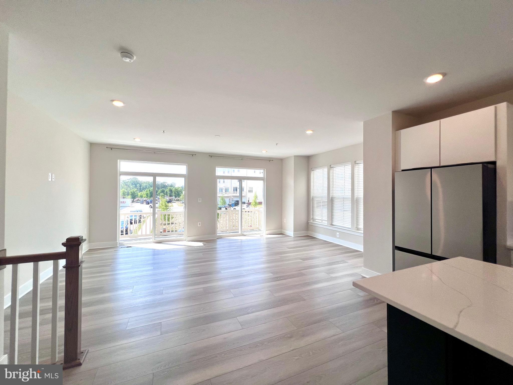 23162 HORSESHOE TRAIL SQ