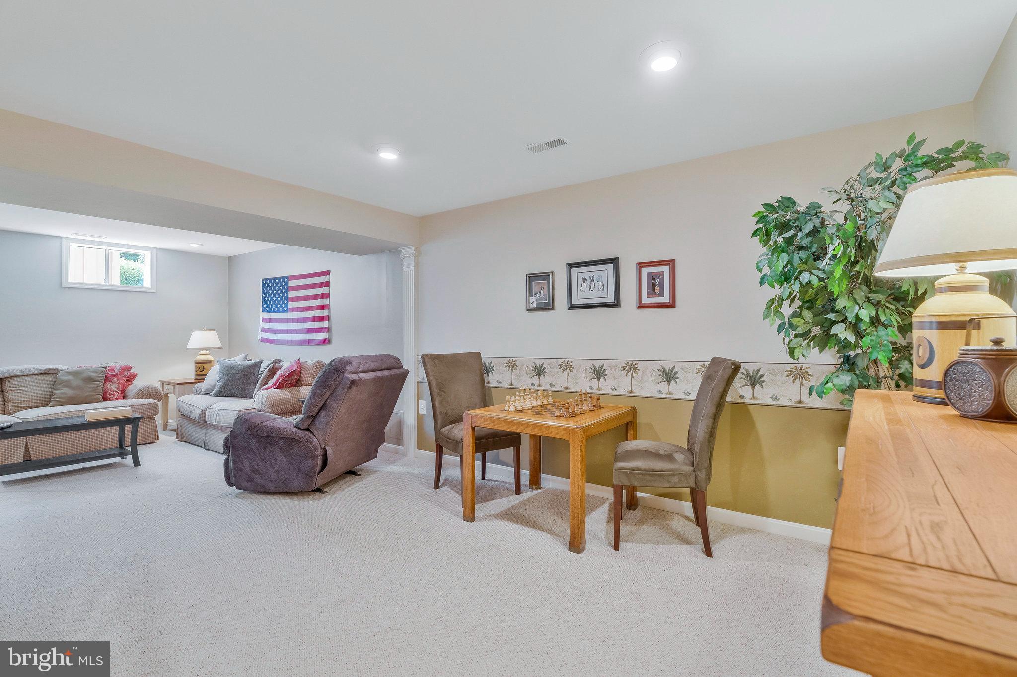 103 Stone Ct NE