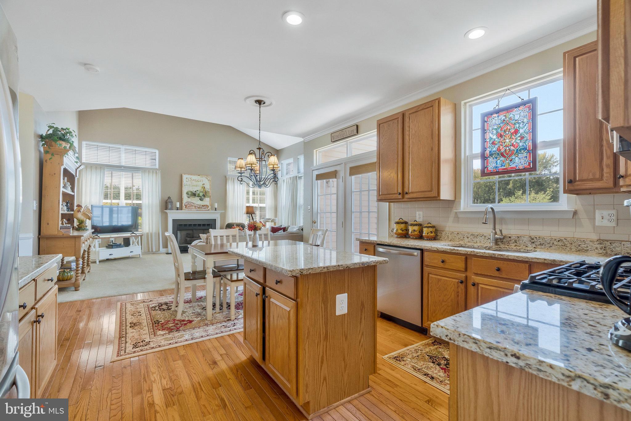 103 Stone Ct NE