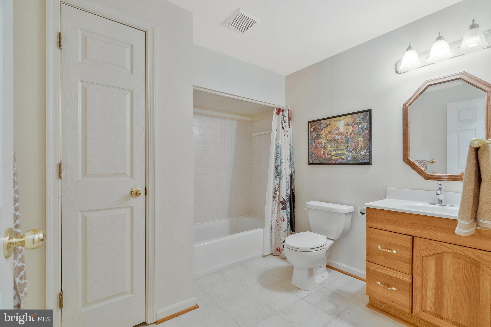 103 Stone Ct NE