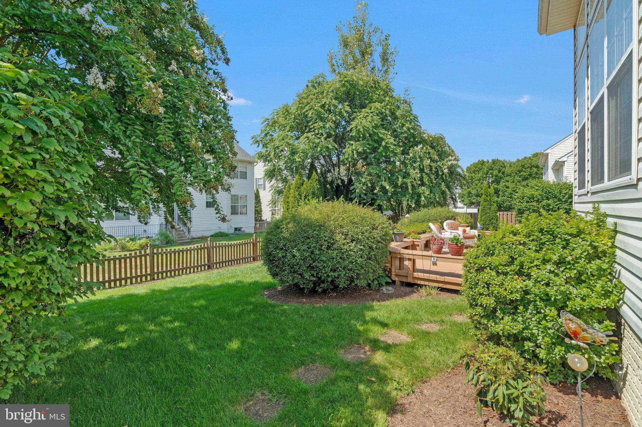 103 Stone Ct NE