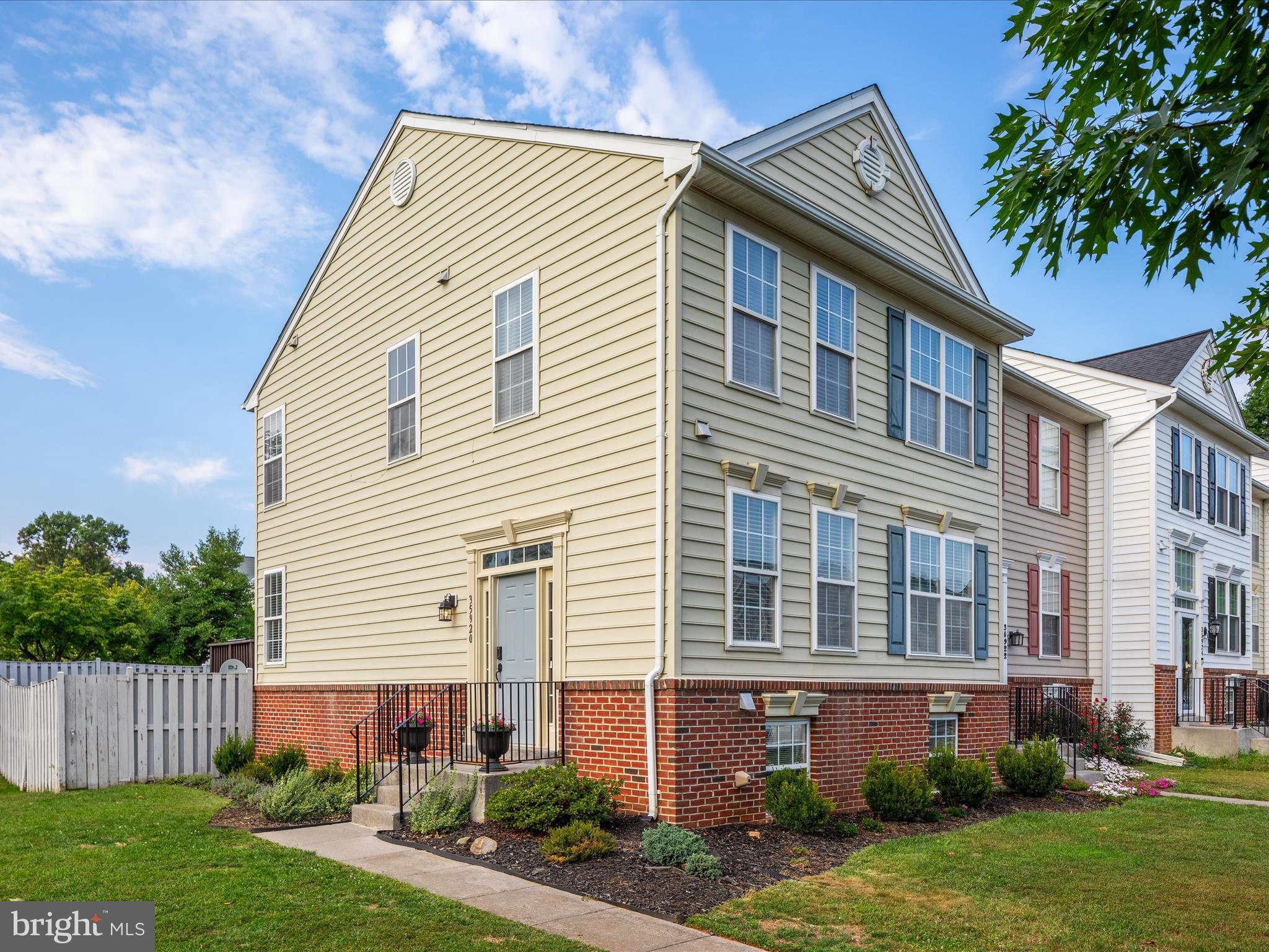 35920 Clover Ter