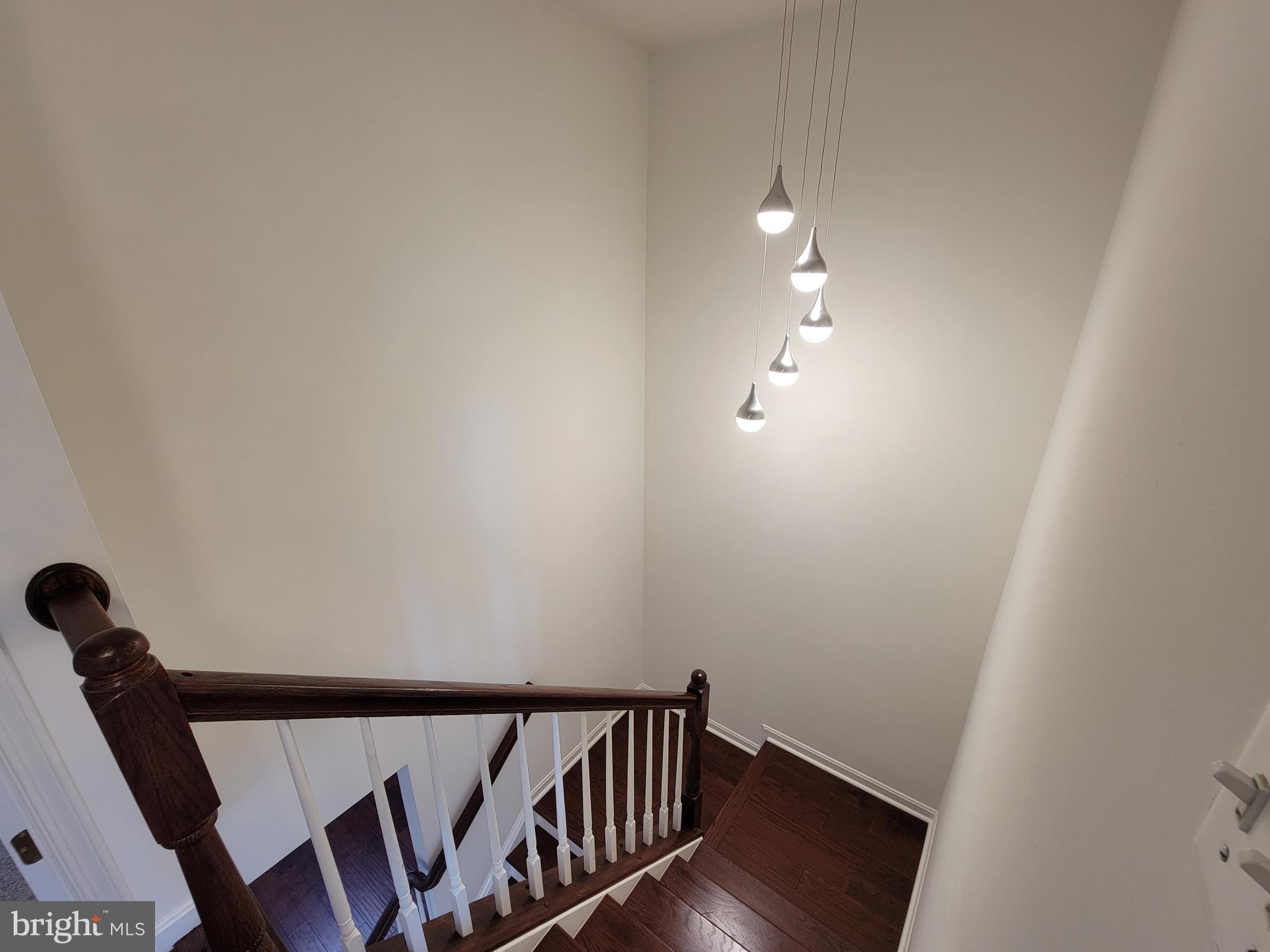 42682 ROLLING ROCK SQ