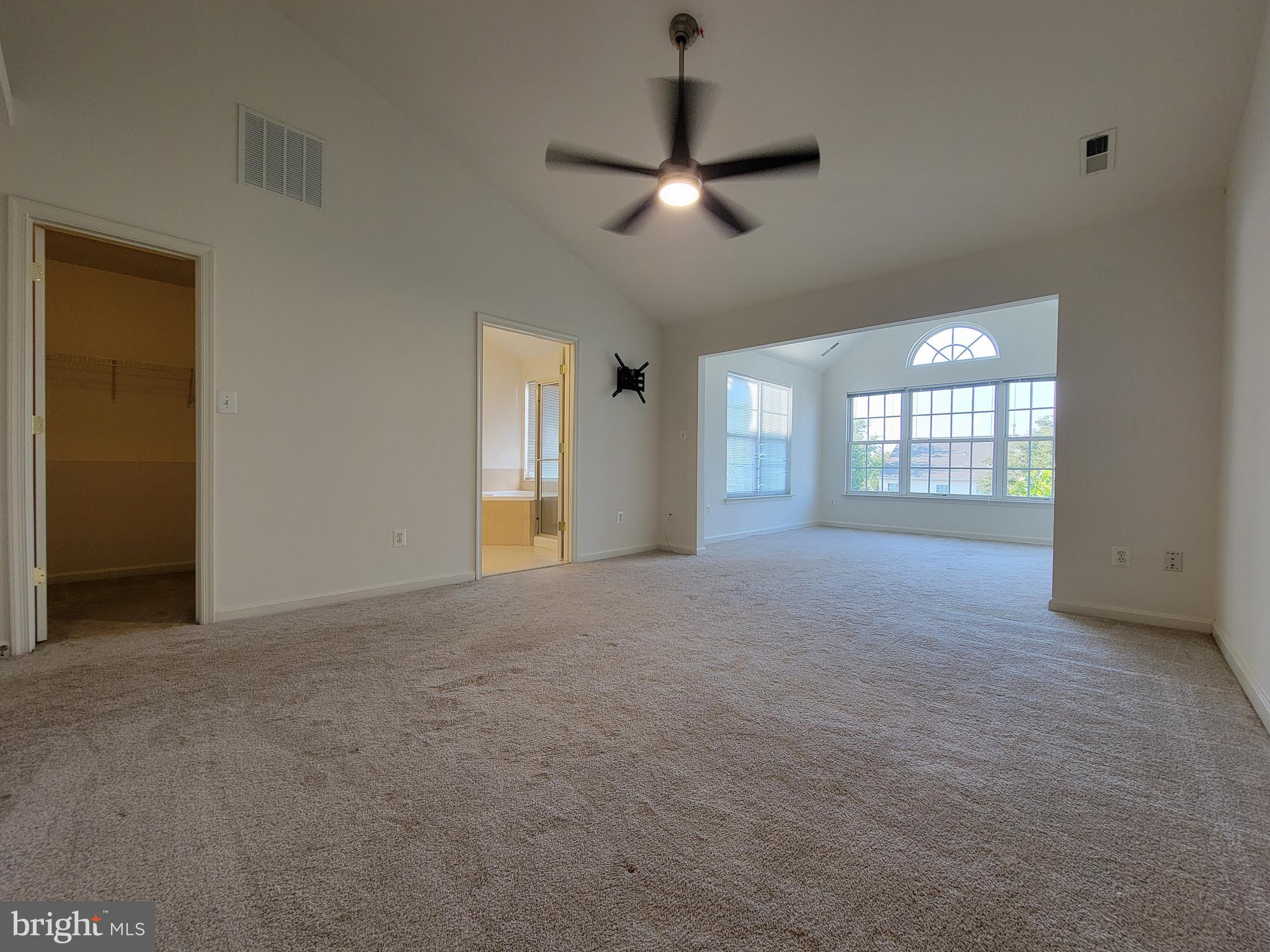 42682 ROLLING ROCK SQ