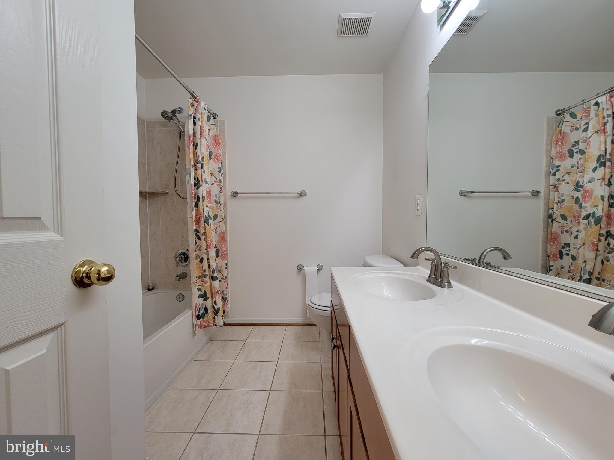 42682 ROLLING ROCK SQ