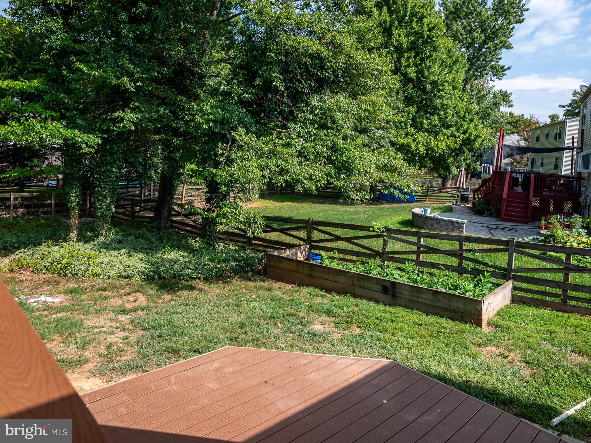 244 Silverleaf Dr