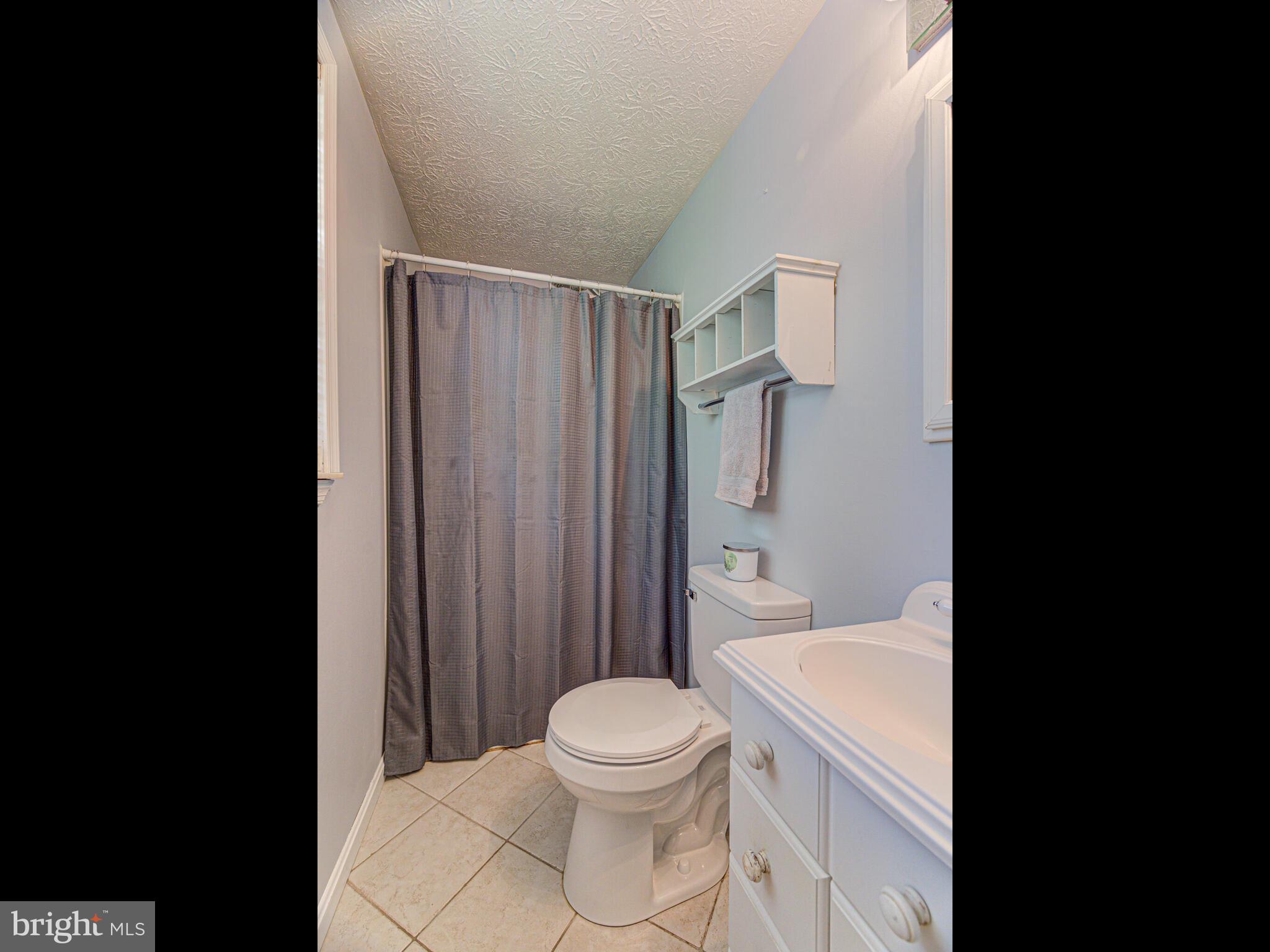 244 Silverleaf Dr