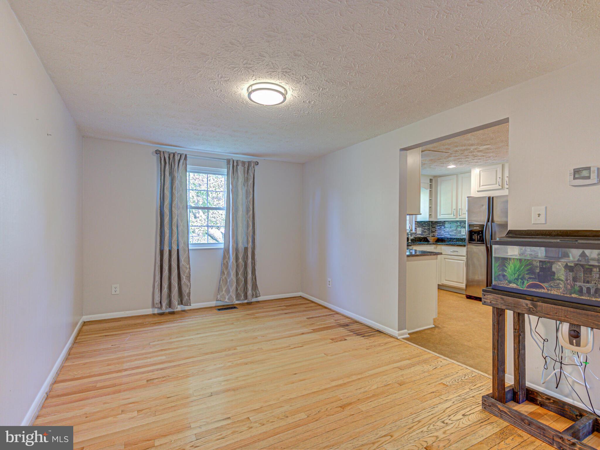 244 Silverleaf Dr