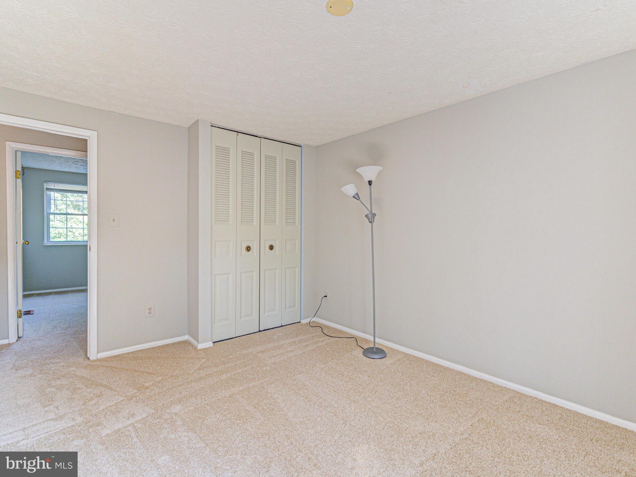 244 Silverleaf Dr