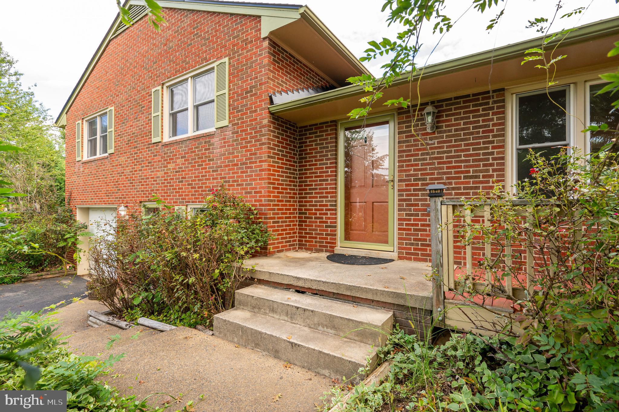39780 OVERLOOK KNOLLS RD