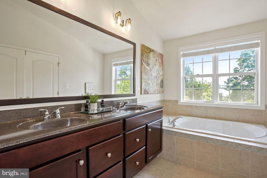 42878 EDGEGROVE HEIGHTS TER