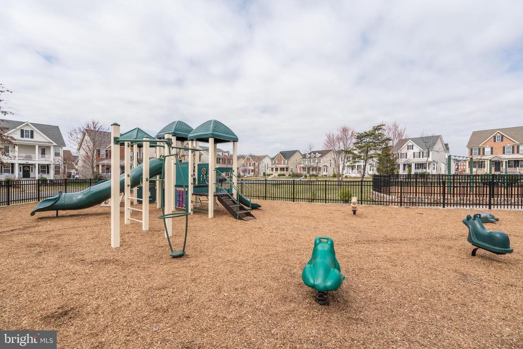 42878 EDGEGROVE HEIGHTS TER