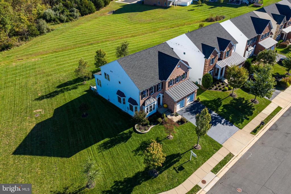 44362 Stoneyrun Pl