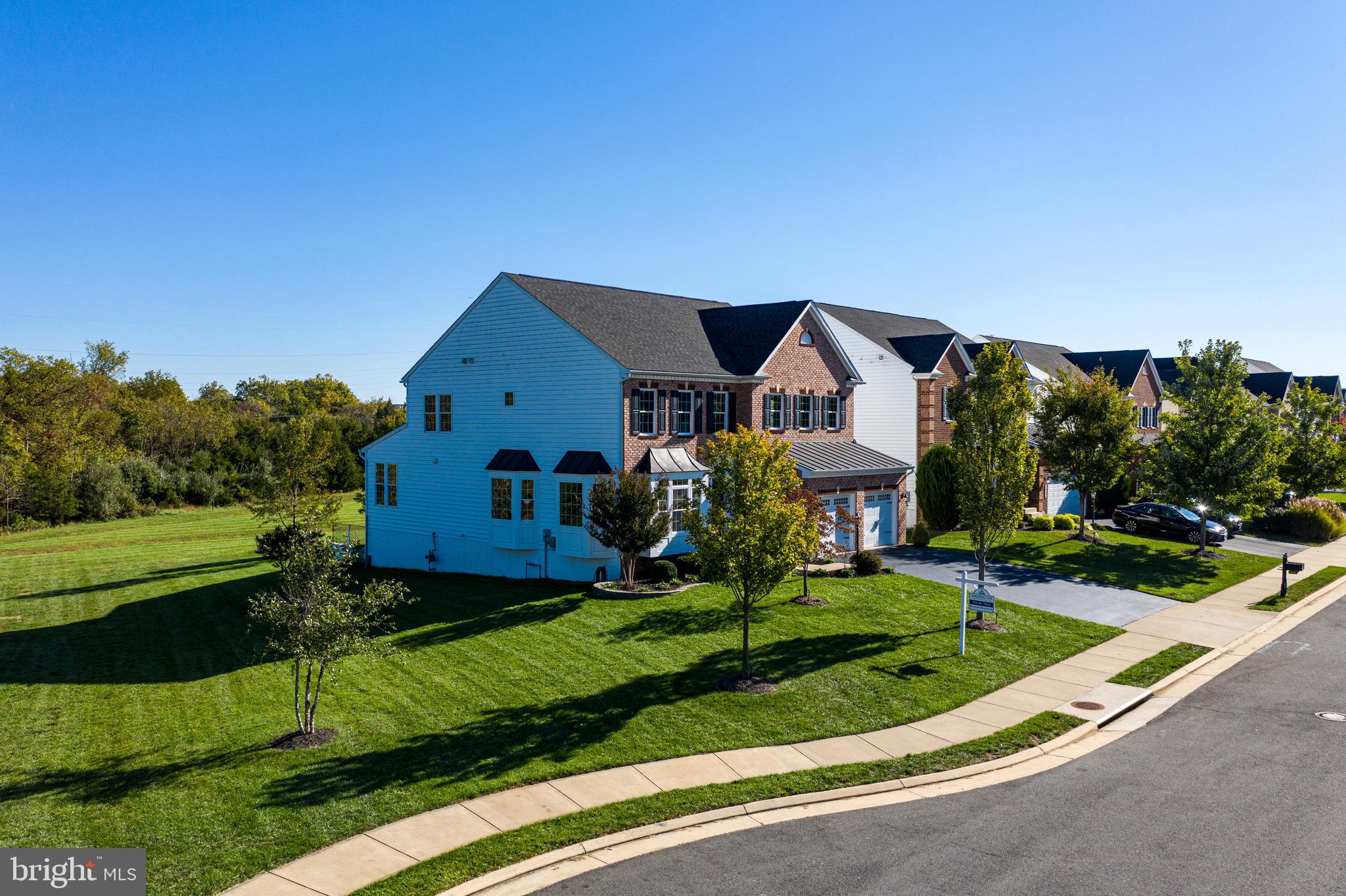 44362 Stoneyrun Pl