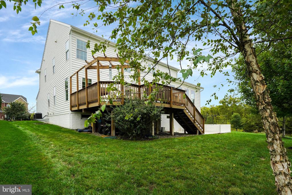 44362 Stoneyrun Pl