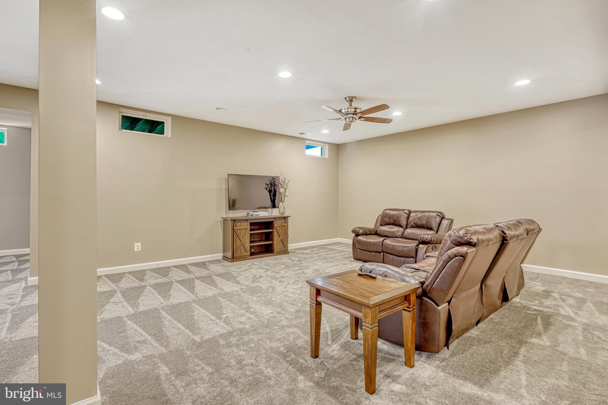 44362 Stoneyrun Pl
