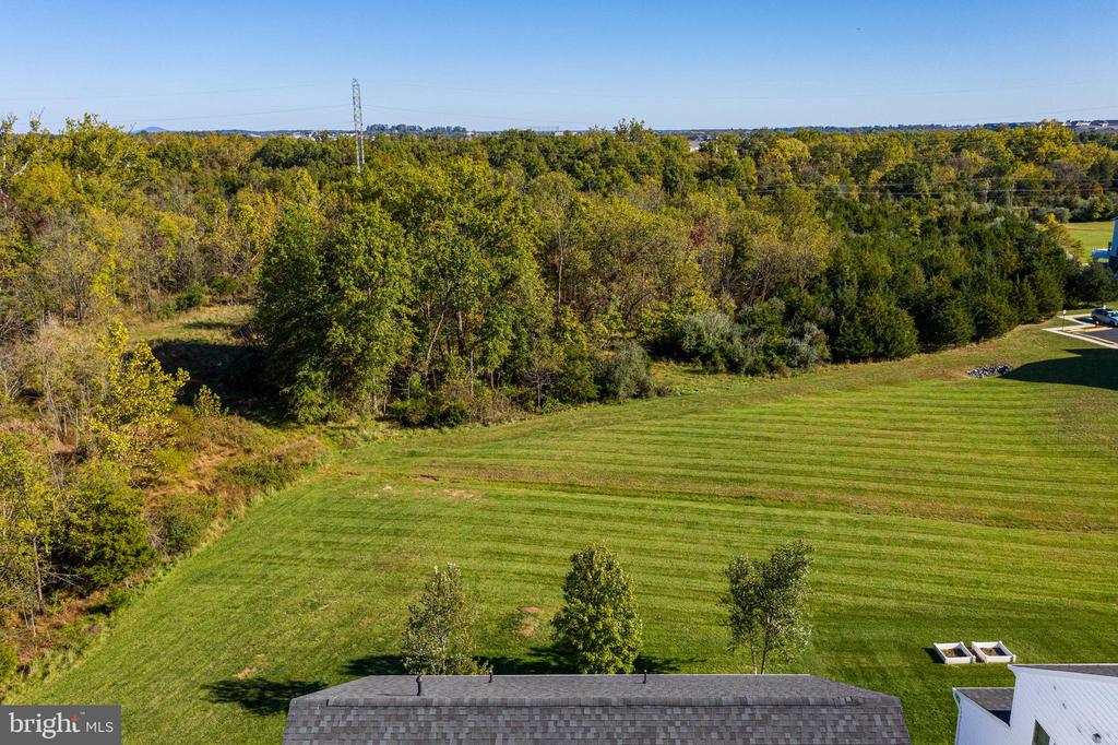 44362 Stoneyrun Pl