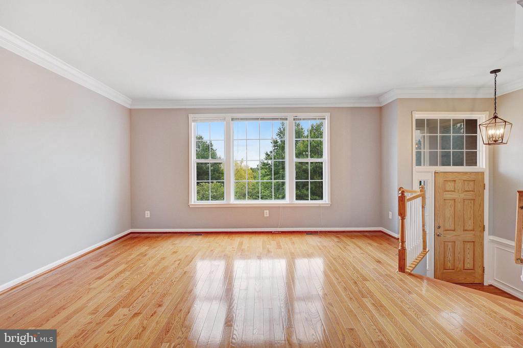 44270 Acushnet Ter