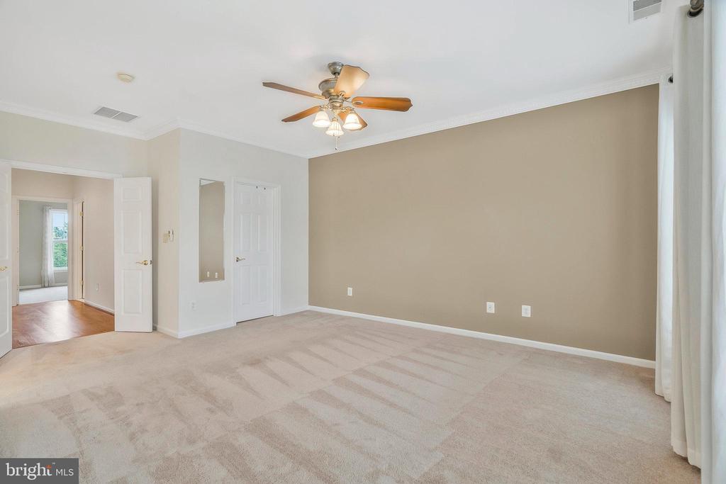 18194 Mill House Sq