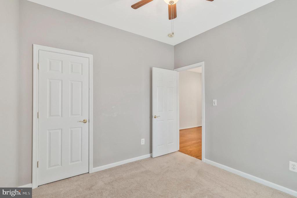 18194 Mill House Sq