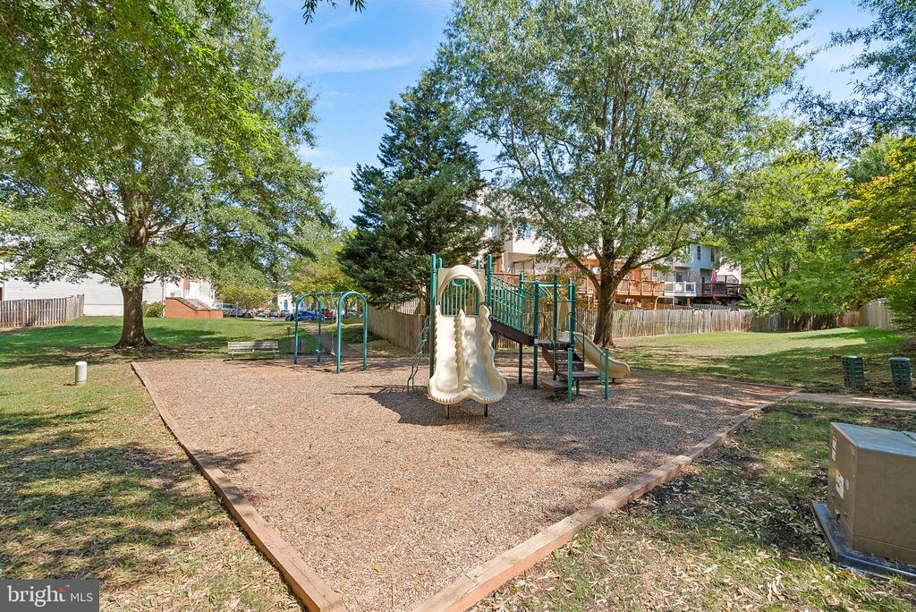 20355 Briarcliff Ter