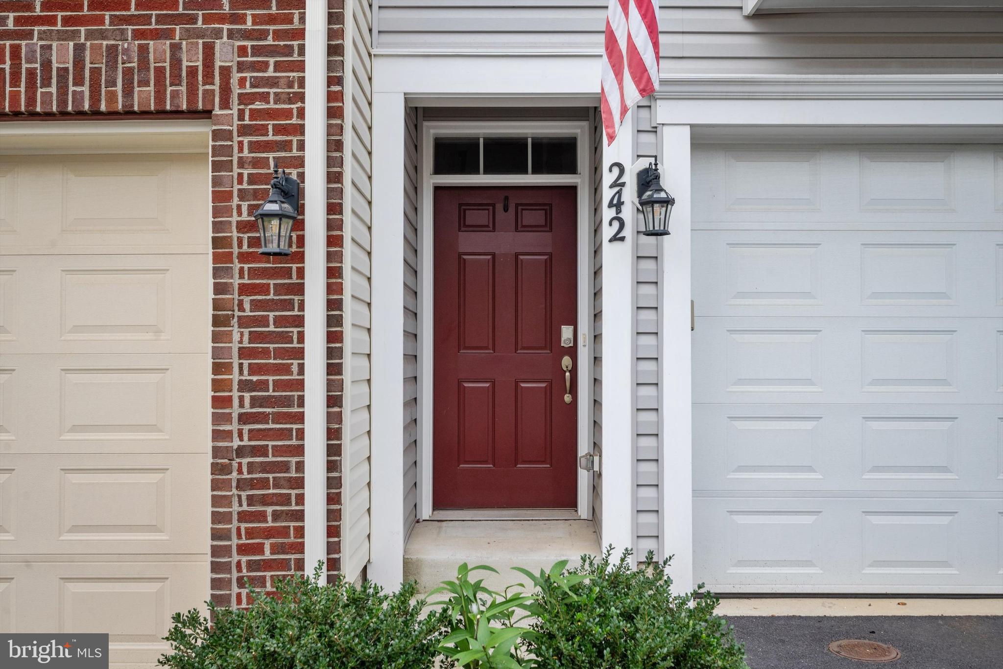 242 UPPER BROOK TER
