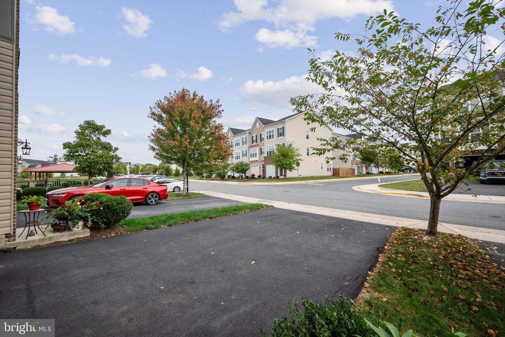 242 UPPER BROOK TER