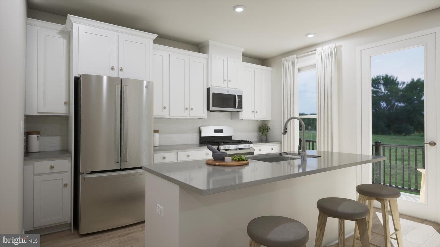 42611 Streamlet Sq
