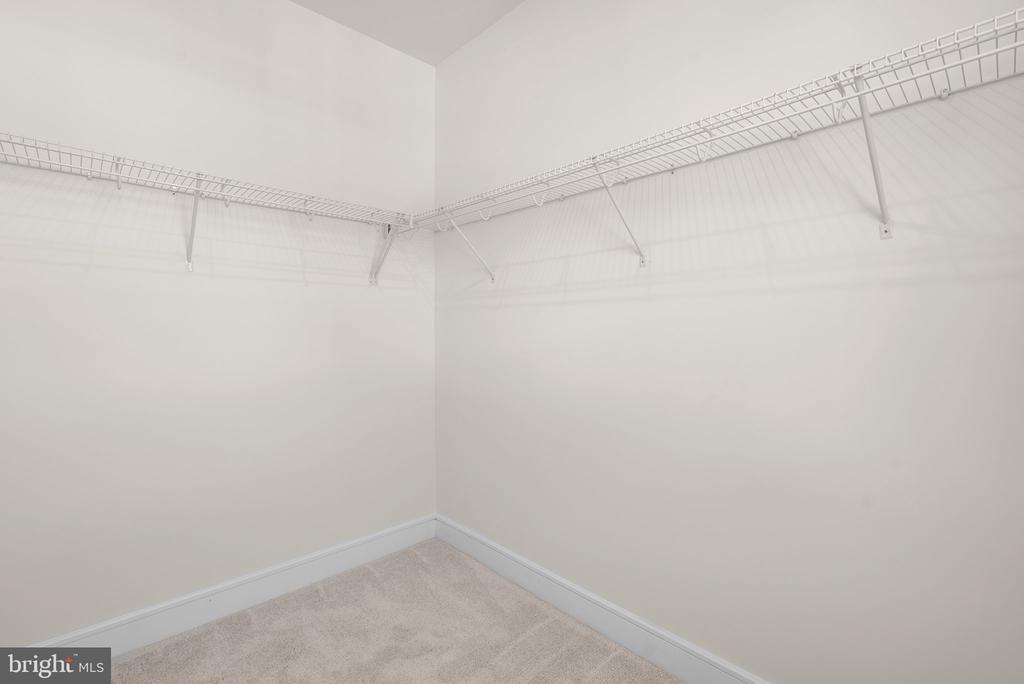 23679 Bolton Crescent #12-204