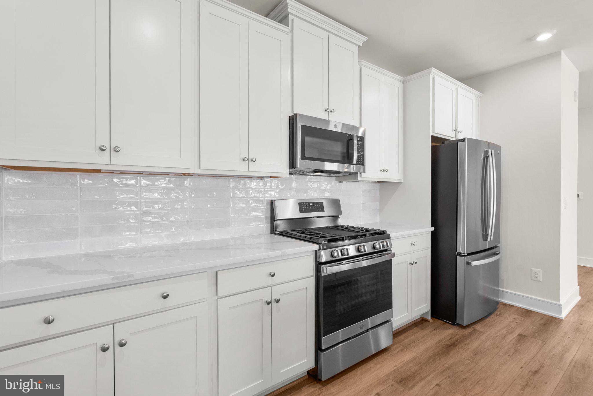 23679 Bolton Crescent #12-204