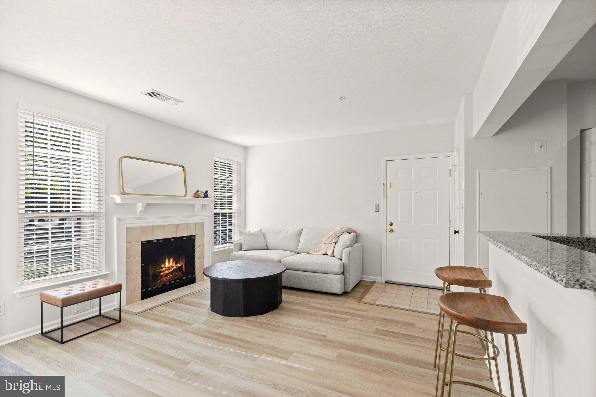 20303 Beechwood Ter #101