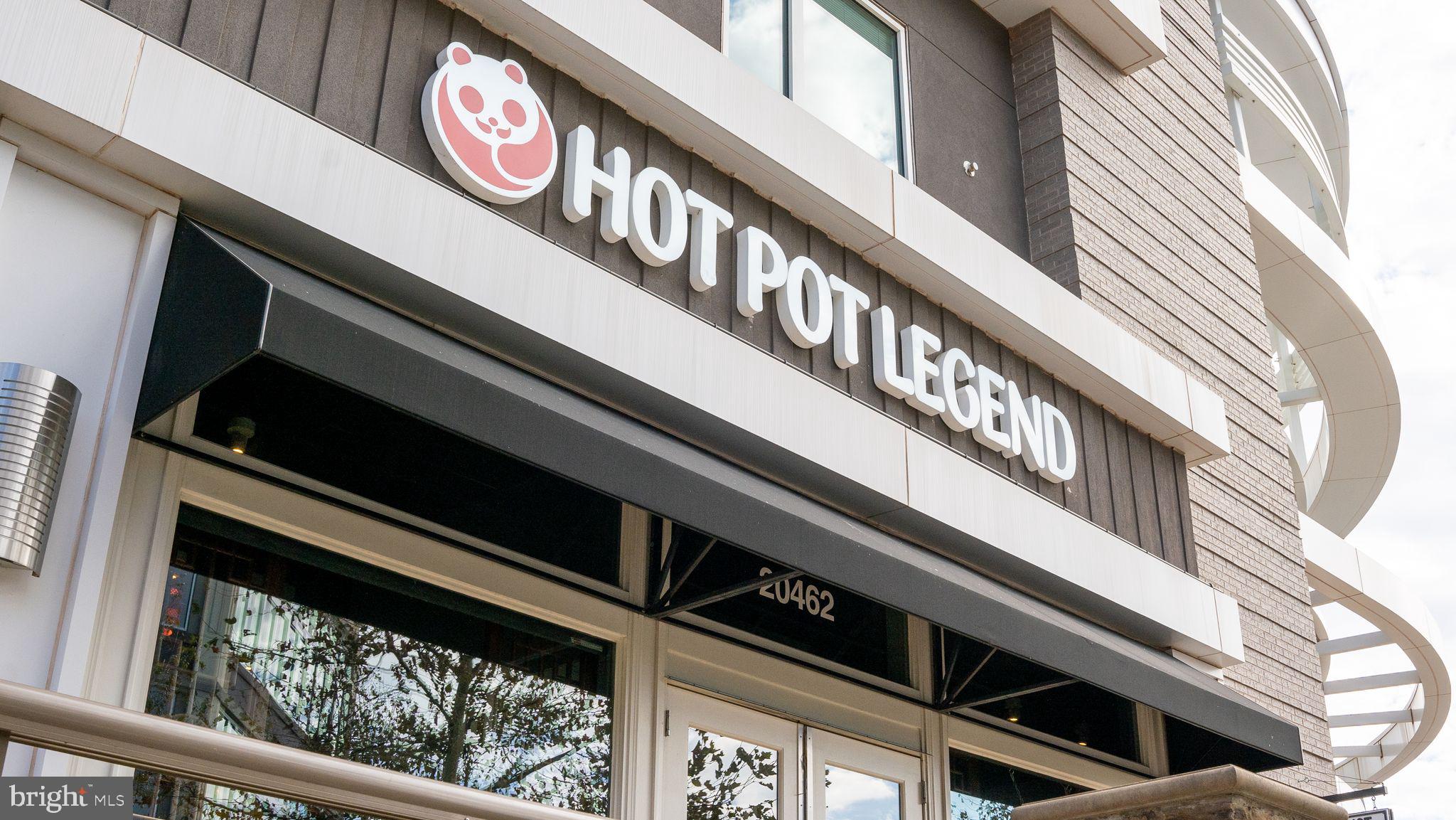 20303 Beechwood Ter #101