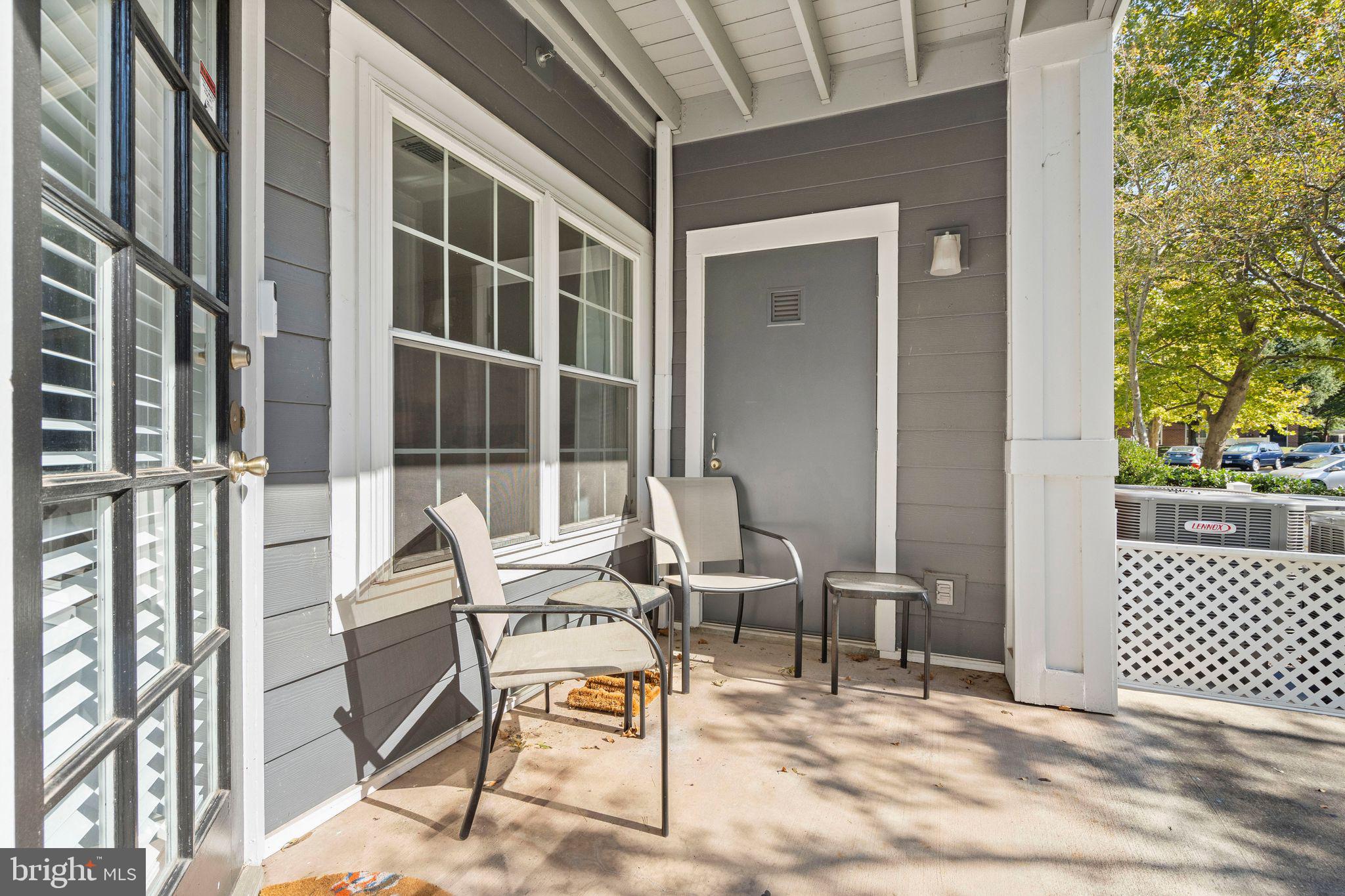 20303 Beechwood Ter #101