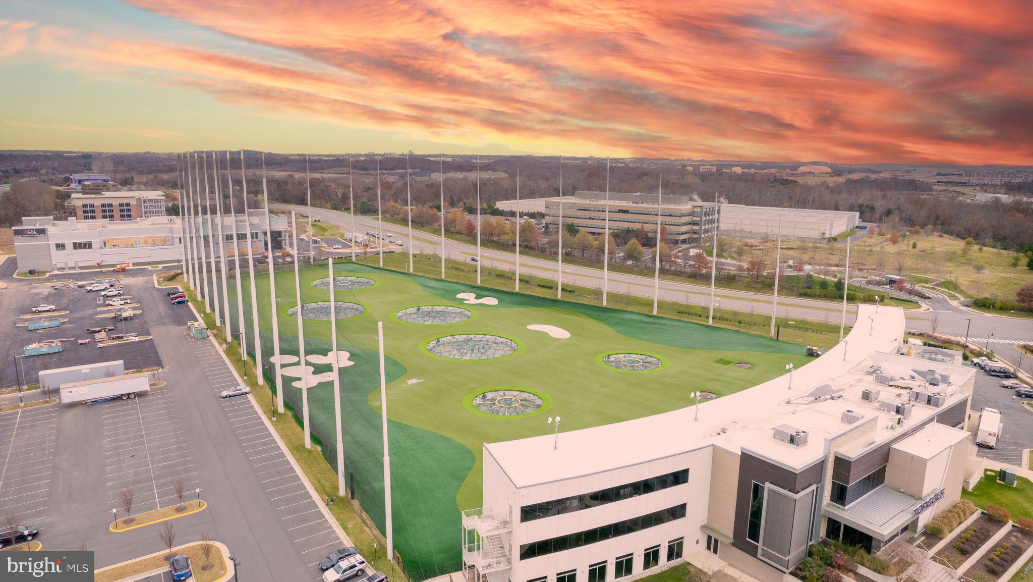 20303 Beechwood Ter #101