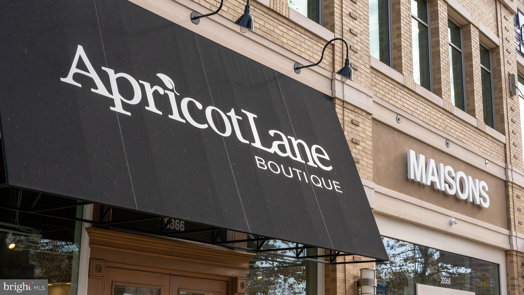 20303 Beechwood Ter #101