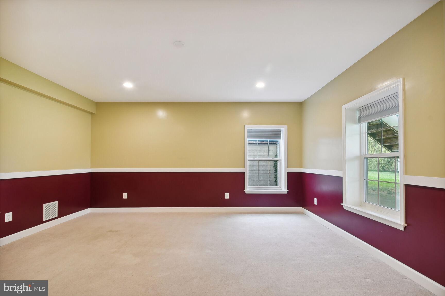 41956 Riding Mill Pl