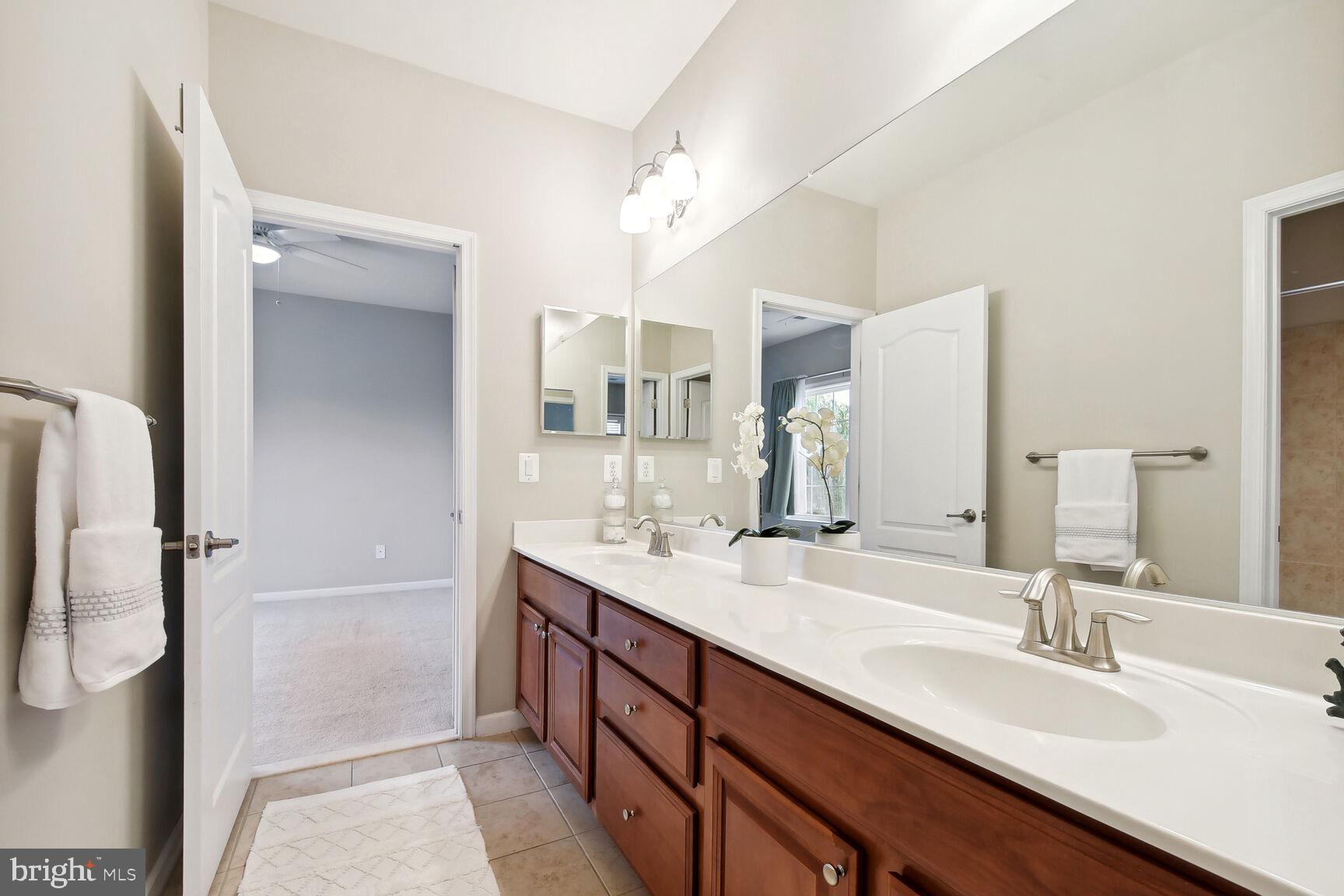 41956 Riding Mill Pl