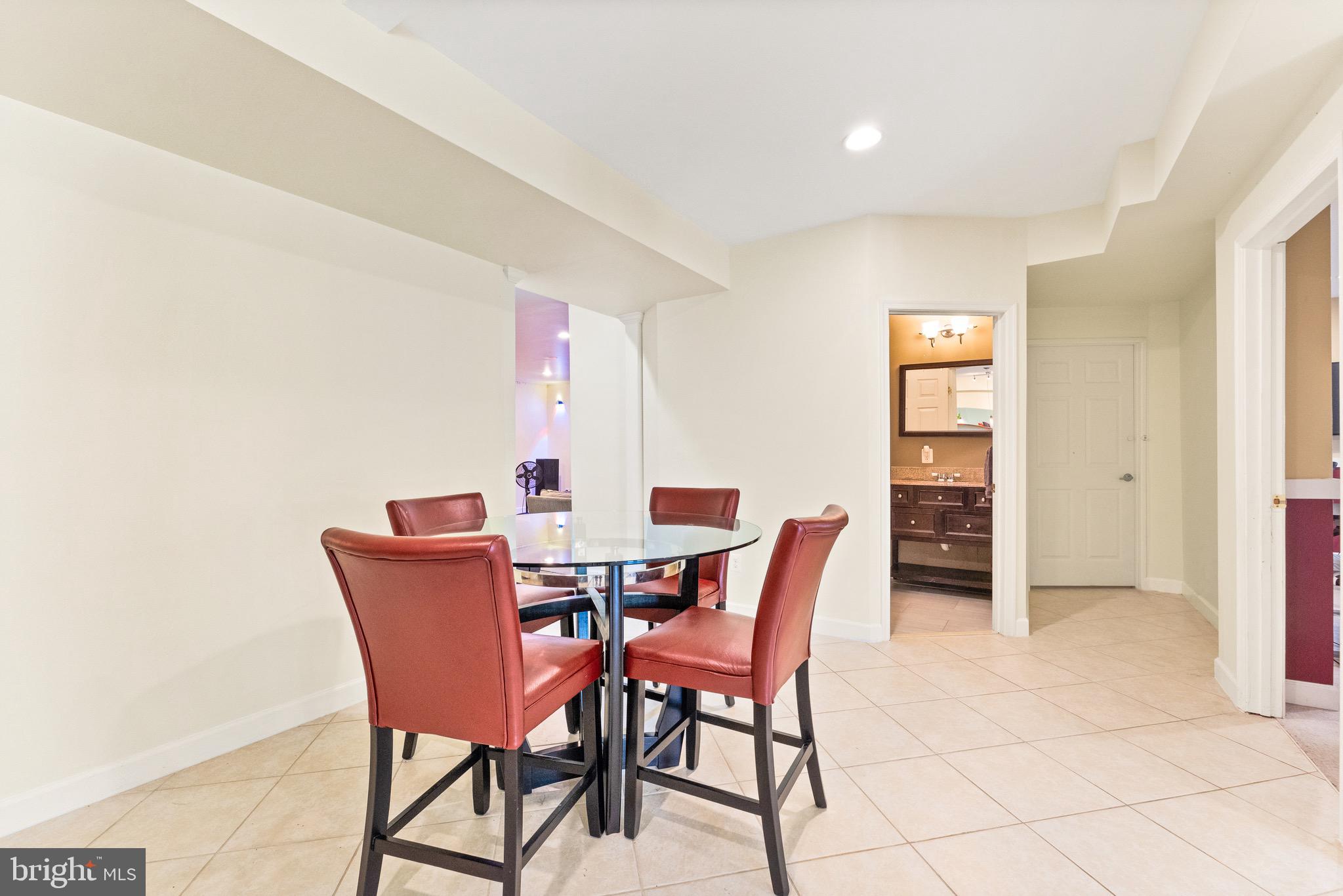41956 Riding Mill Pl