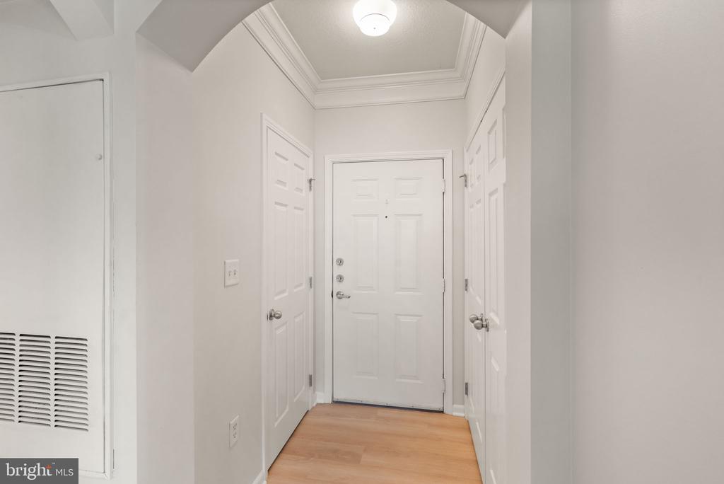 506 Sunset View Ter SE #208