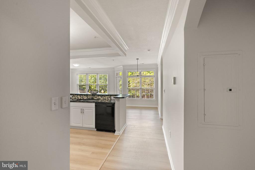 506 Sunset View Ter SE #208