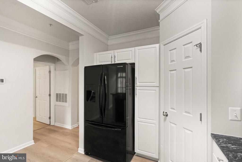 506 Sunset View Ter SE #208