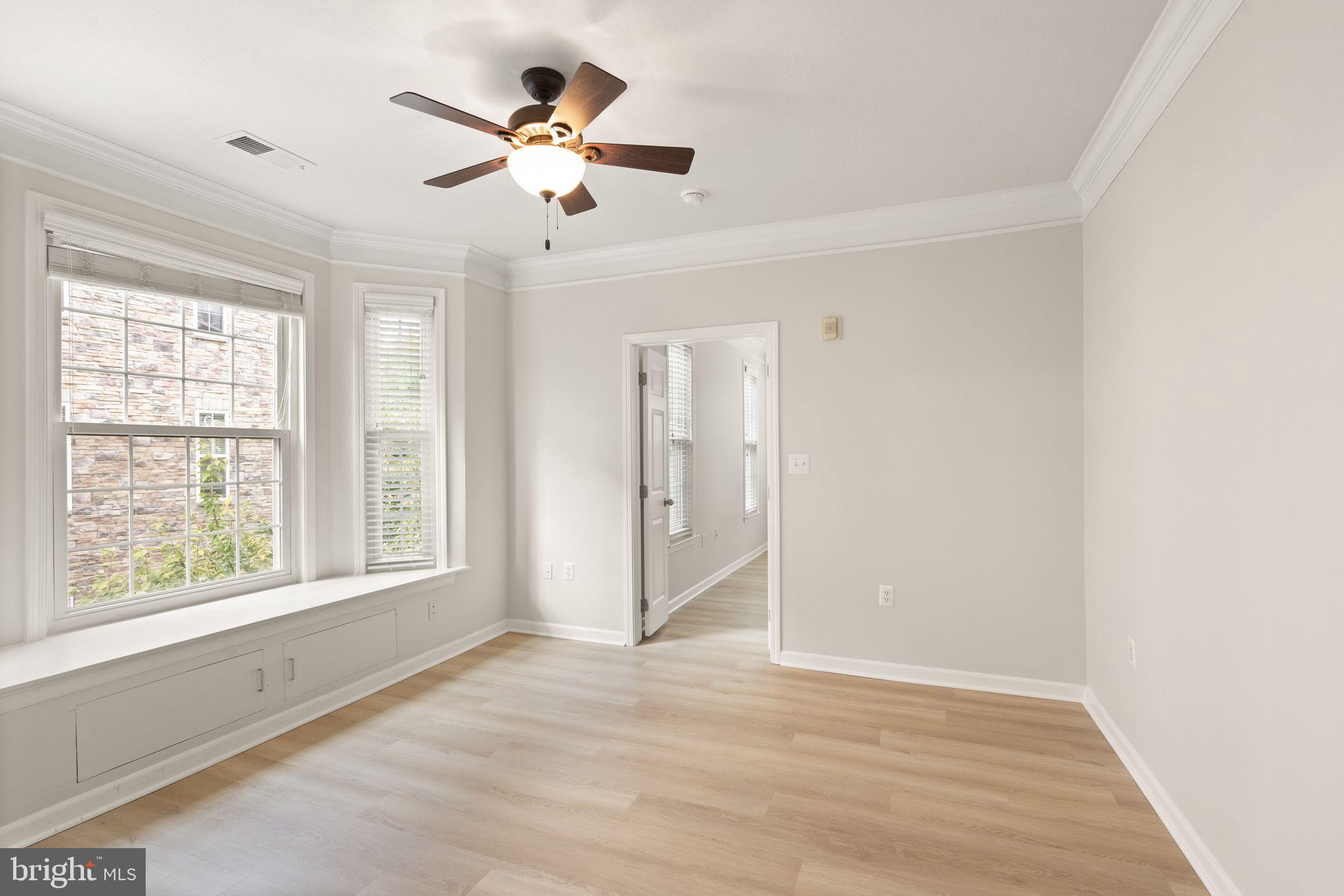 506 Sunset View Ter SE #208