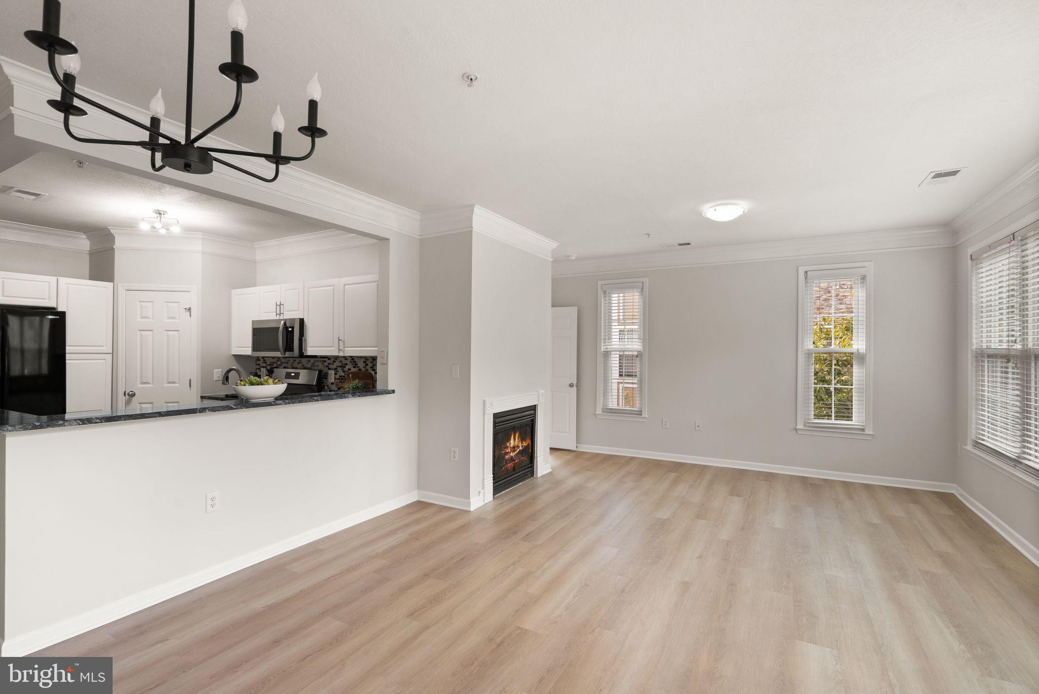 506 Sunset View Ter SE #208