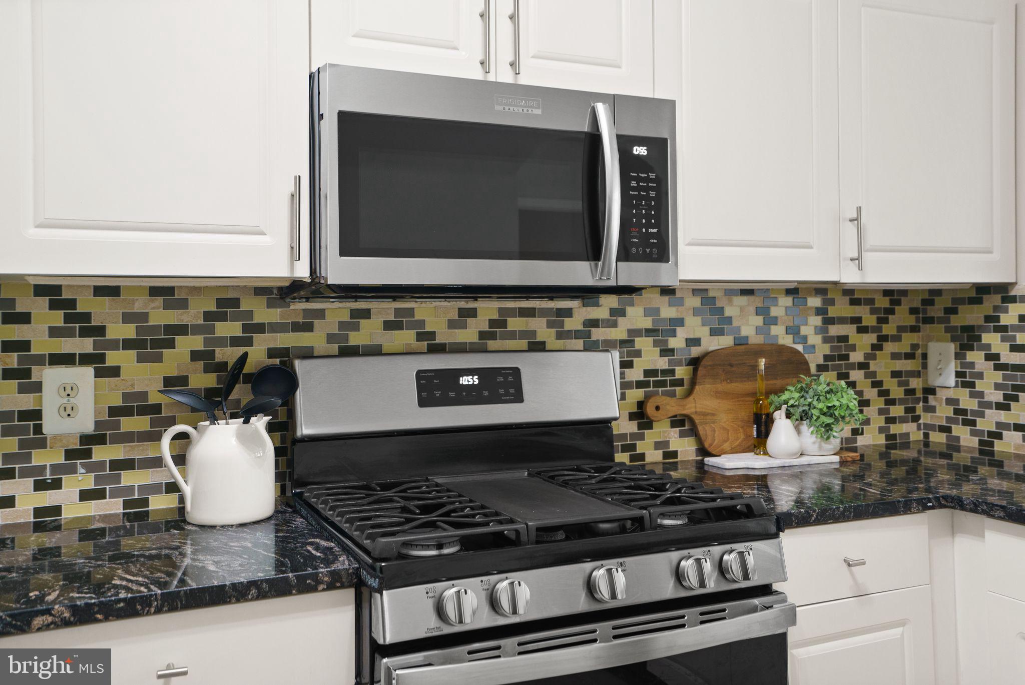 506 Sunset View Ter SE #208