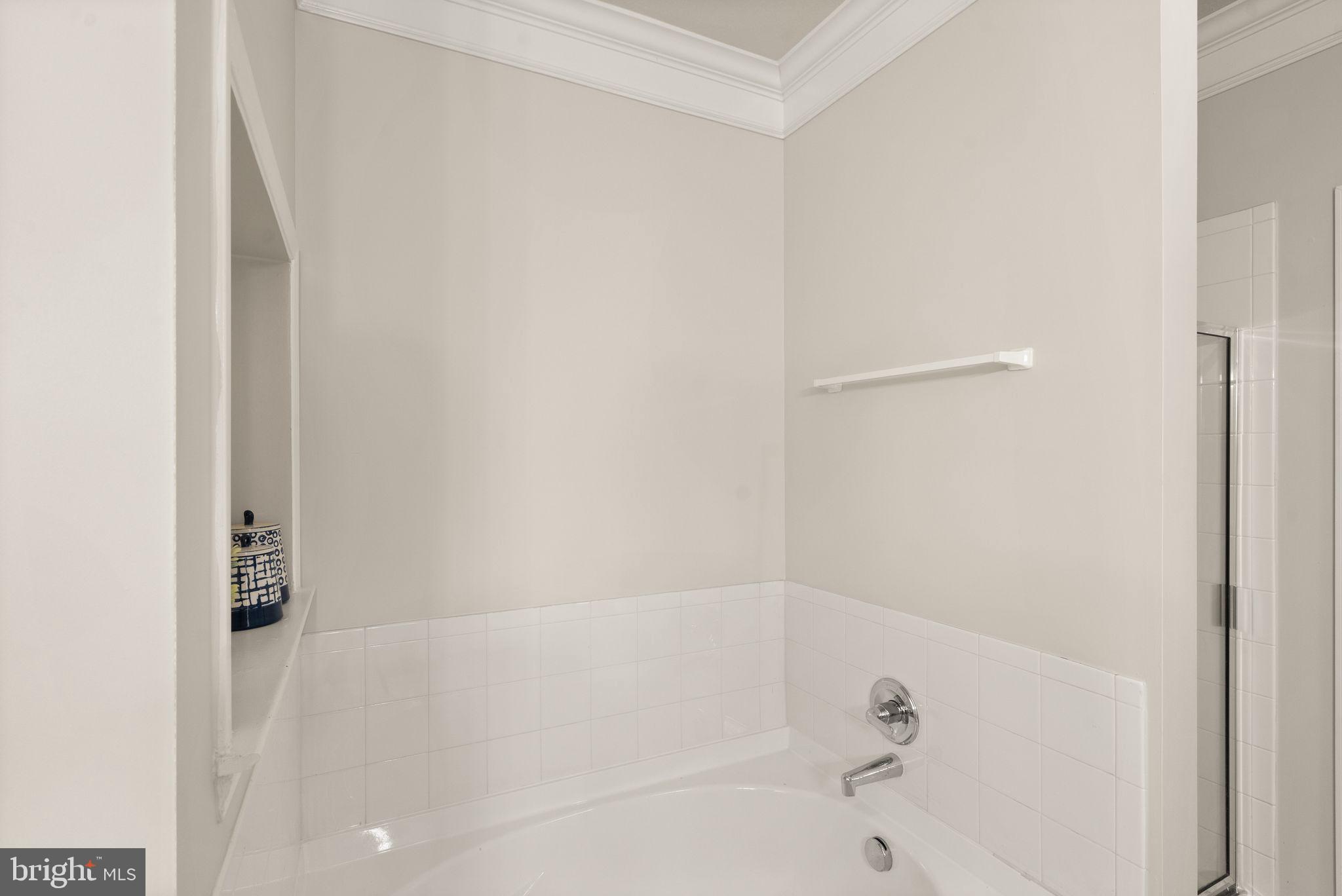 506 Sunset View Ter SE #208