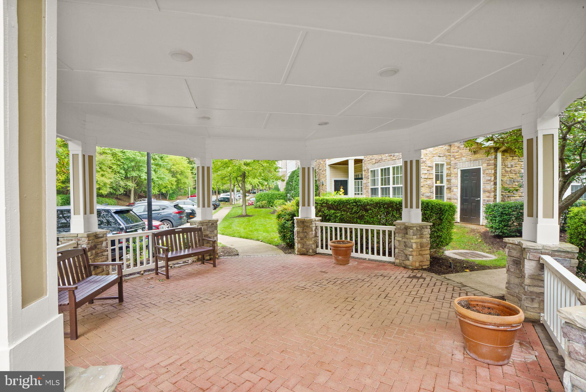 506 Sunset View Ter SE #208