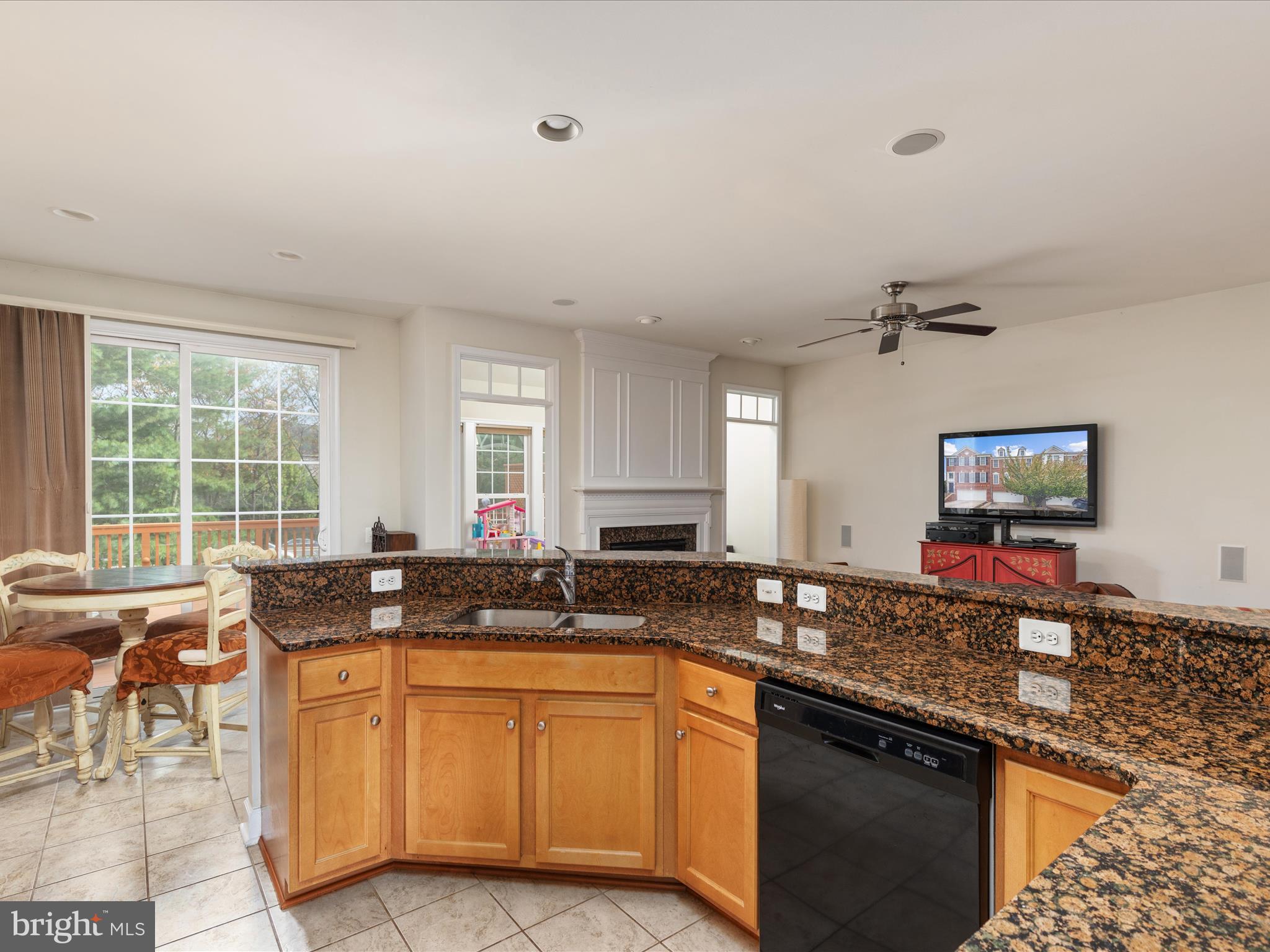 42858 Bittner Sq