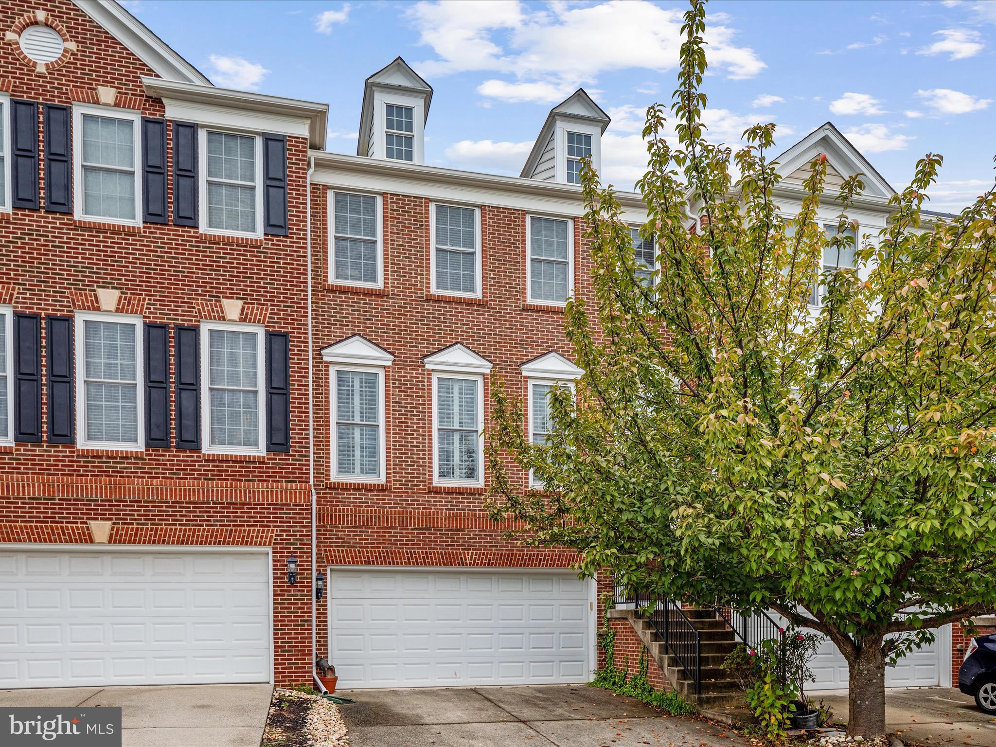 42858 Bittner Sq